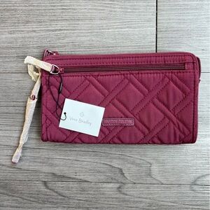NWT Vera Bradley RFID Grab & Go Front Zip Wristlet in Hawthorne Rose